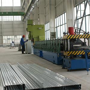 Линия производства профилей (настилов) строительных лесов